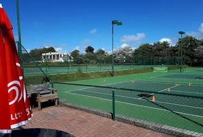 Picture of Heron Tennis